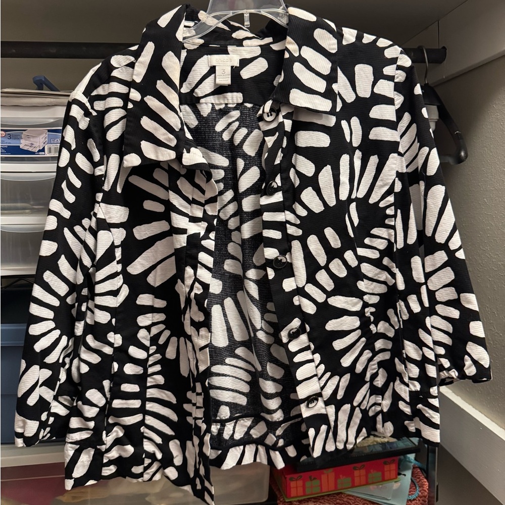 Chico's Black and White Abstract Cotton Blazer